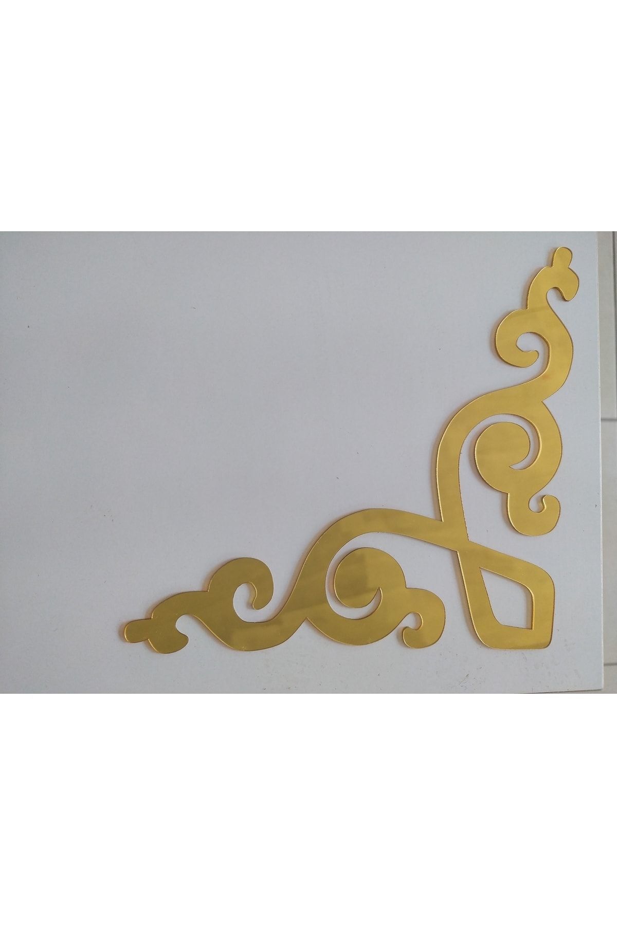 Dolap Mobilya Ayna Cam Köşe Süsü Pleksi 23x12( 4 Adet ) Altın