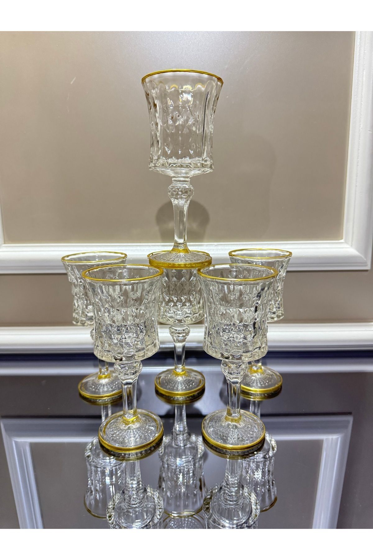 Gold Detaylı Ayaklı Kahve Yanı Su Bardağı Altin