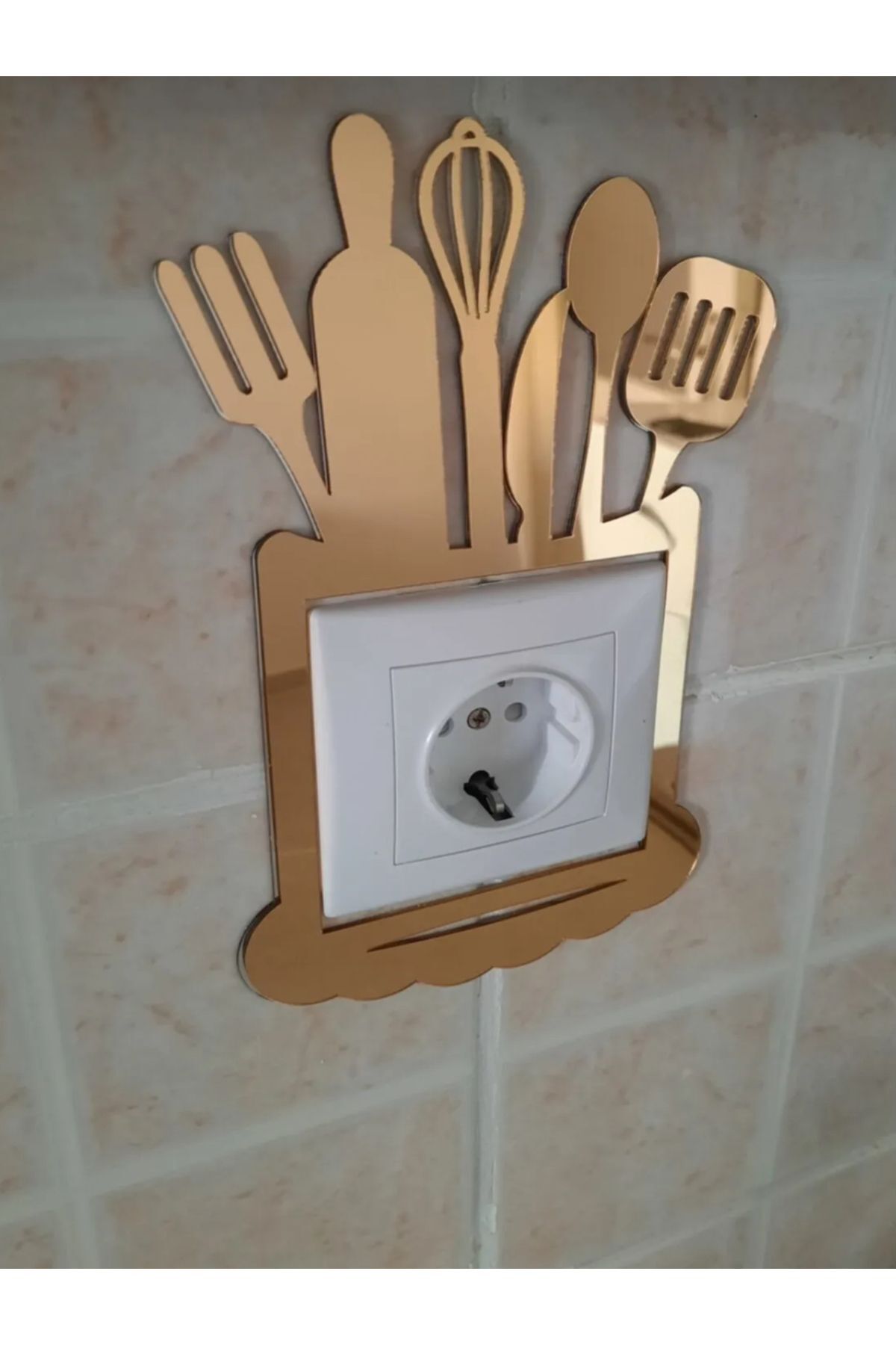 Dekoratif Mutfak Priz Kenarı Süsü Altın Pleksi 1 Adet 13x20cm ( Kendinden Yapışkanlı ) Gold