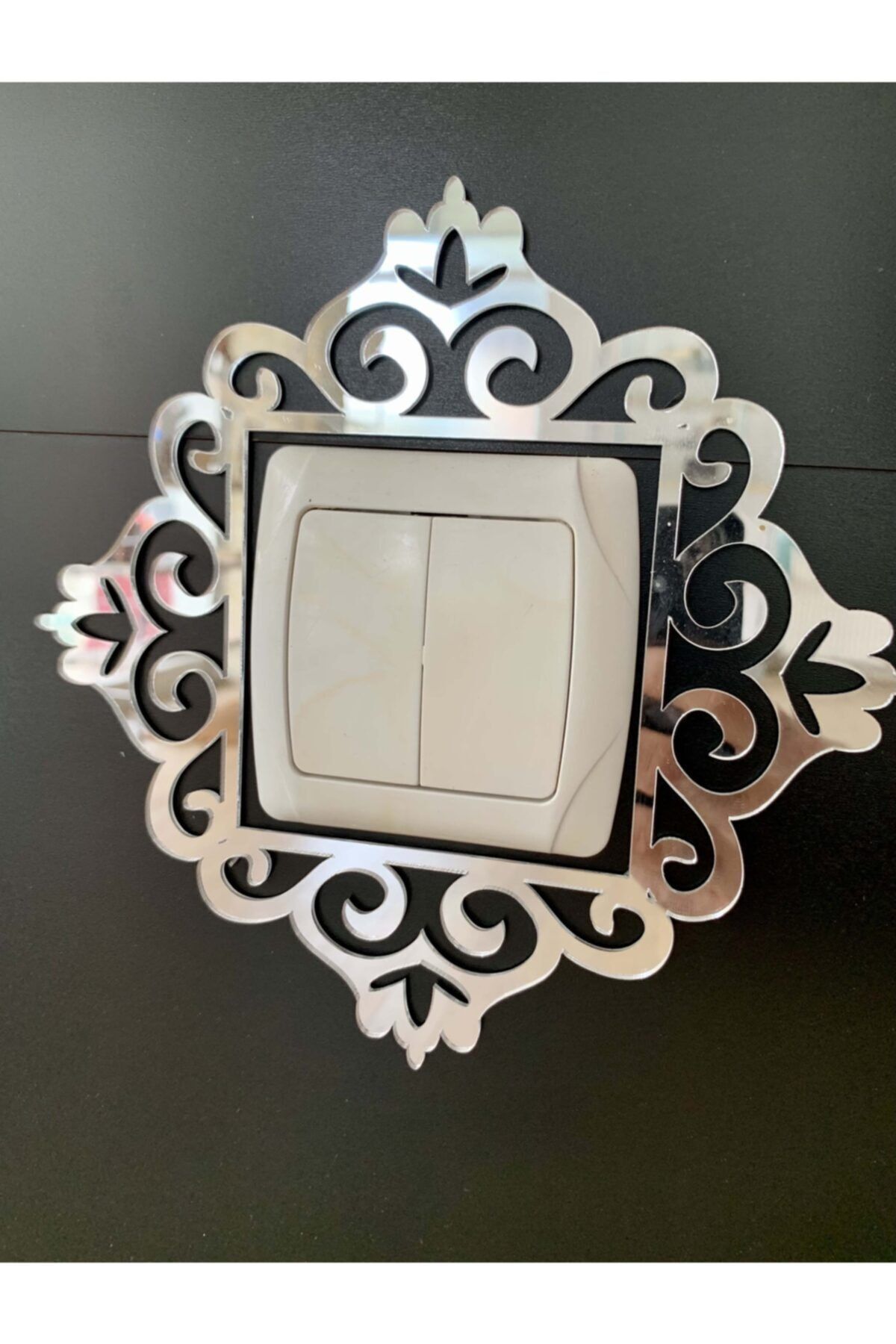 Tekli Gümüş Pleksi Standart Piriz Çerçevesi Tekli Gümüş Prizlik